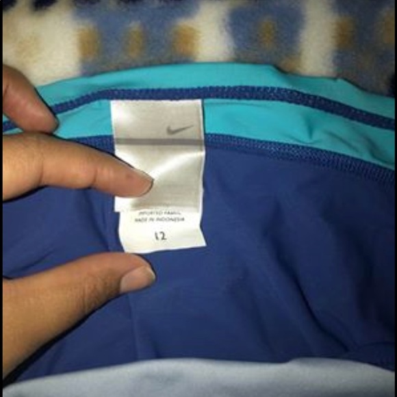 Nike two piece bathing suit - Picture 3 of 4